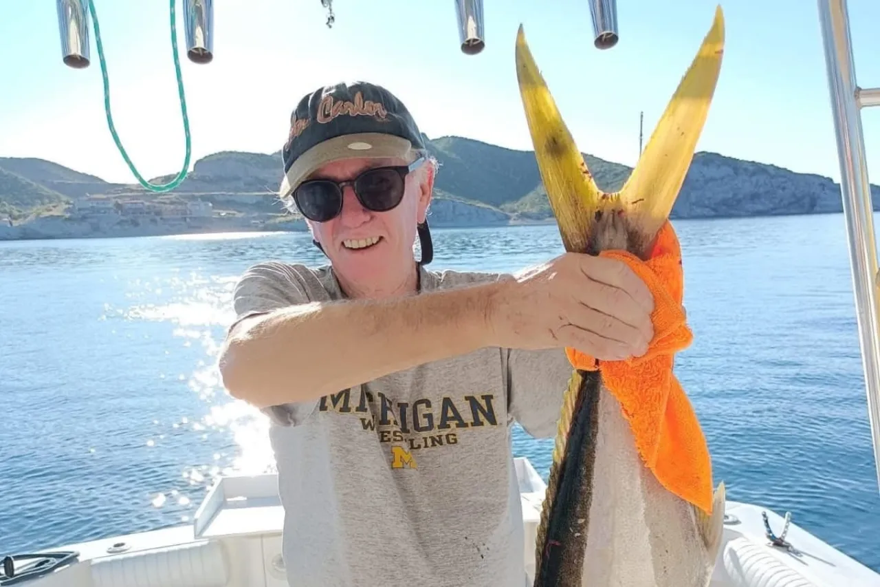 Investigan misteriosa muerte de turista estadounidense en muelle de Guaymas